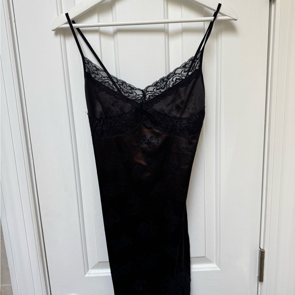 Motel  Elegant Black Lace Slip